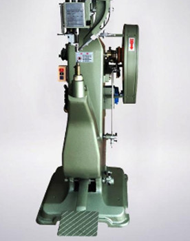 如何選擇徑向鉚接機生產(chǎn)廠家？