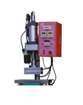 氣壓鉚接機(jī)怎么調(diào)壓力？丹峰機(jī)械科普！